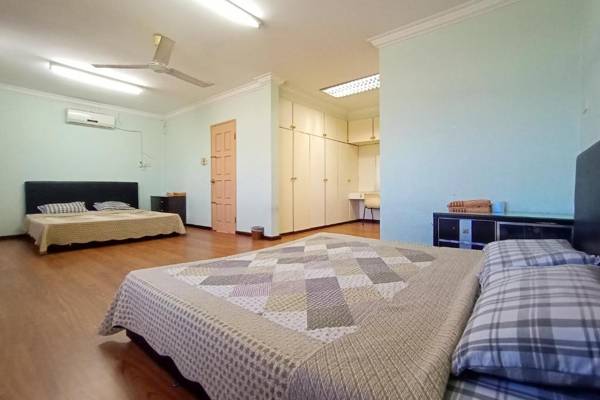 OYO HOME 90241 Villa Home Sibu