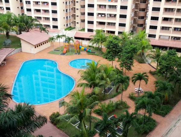 COZY 3 BEDROOMS APARTMENT PUTRA VILLA GOMBAK
