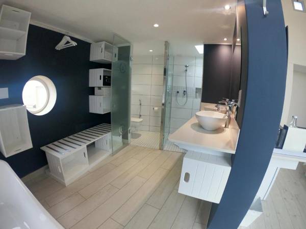 AT THE SEA Boutique Guesthouse