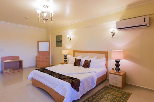 Maroko Bayshore Suites