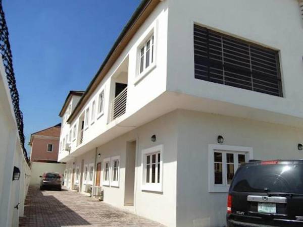 Wendo Court Apartments