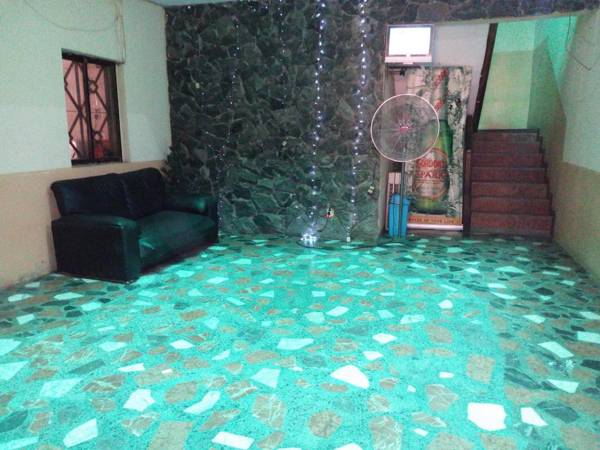 Feligold Royal Hotel