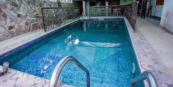 Fullife Hotel