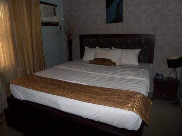 Chatwell Hotel