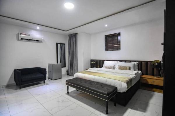 Lifestyle18 Hotel and Shortlet Apartments