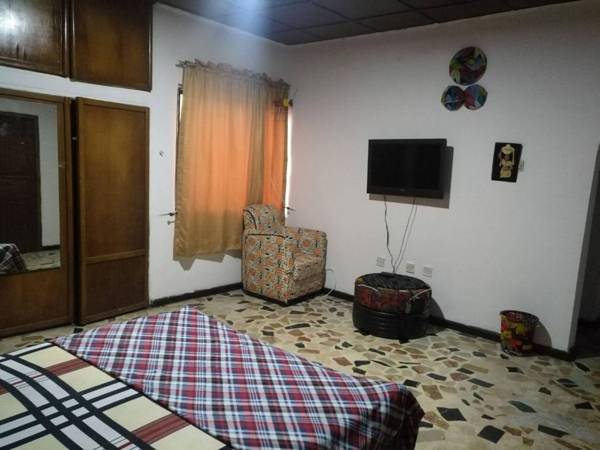 Room in House - The Village Apartments Gbagada O9o98o58ooo