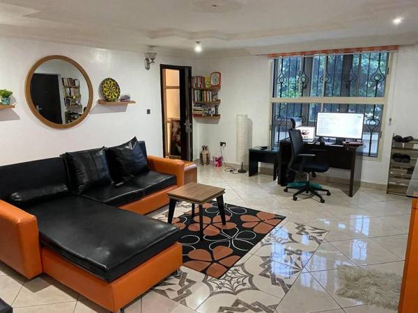 Workspace - Two bed serviced apt with 24hr power and WiFi