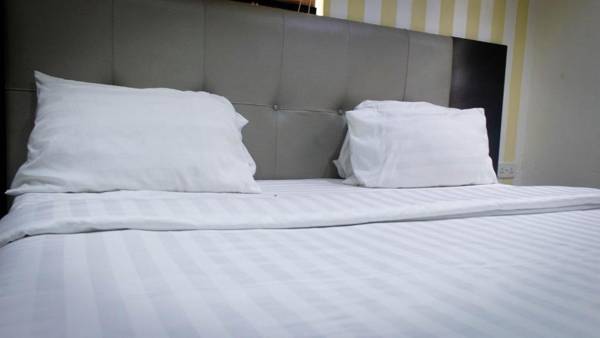 west eleven luxury hotel