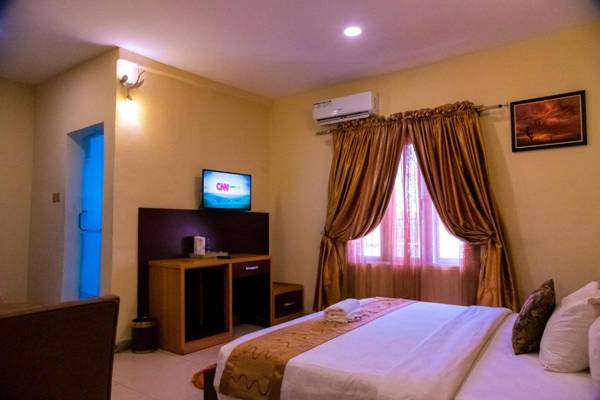 CLASS SUITES HOTEL AND APARTMENT @OGUDU LAGOS