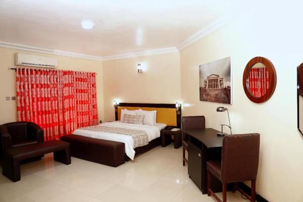 Kakanfo Inn & Conference Center