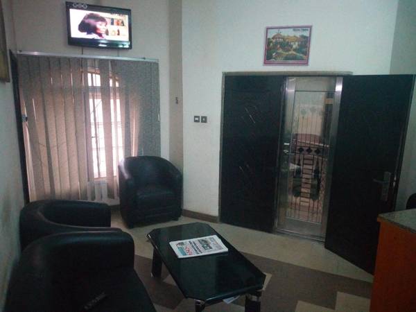 Bayse One Executive Suites and Bar