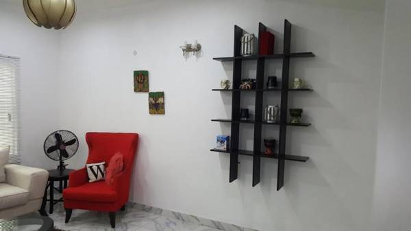 Large 1 Bedroom Apartment On The Gound Floor Lekki