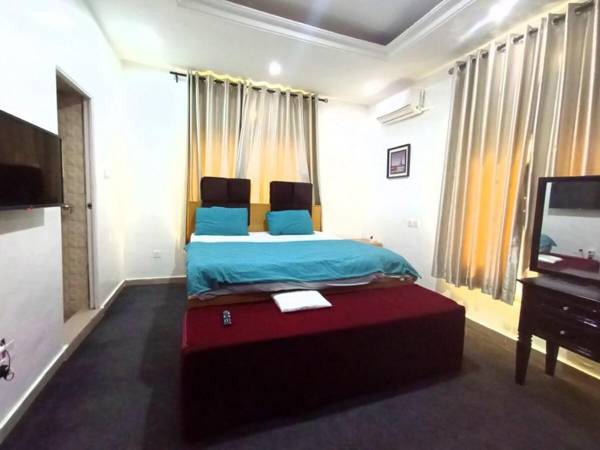 Your Safe Place - Bedroom A in 2bed flat in Lekki