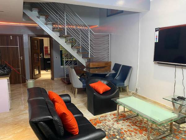 Beautiful 2-Bed Apartment in Lekki