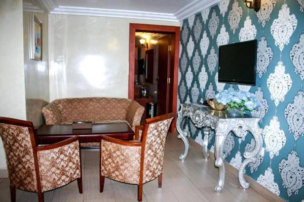 Petrus Hotels Royale