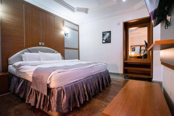 Grand Cubana Hotel