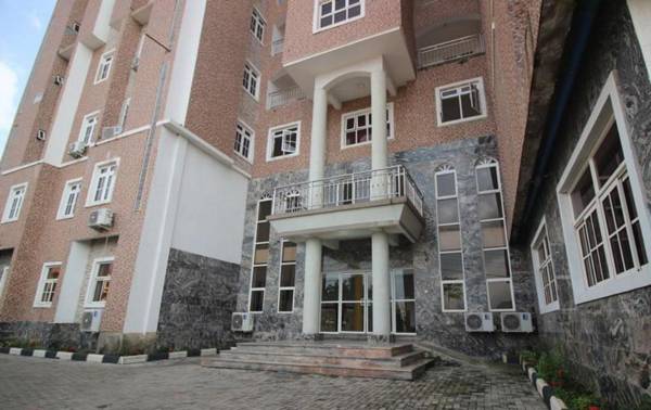 Roses Regency Hotel and Suites