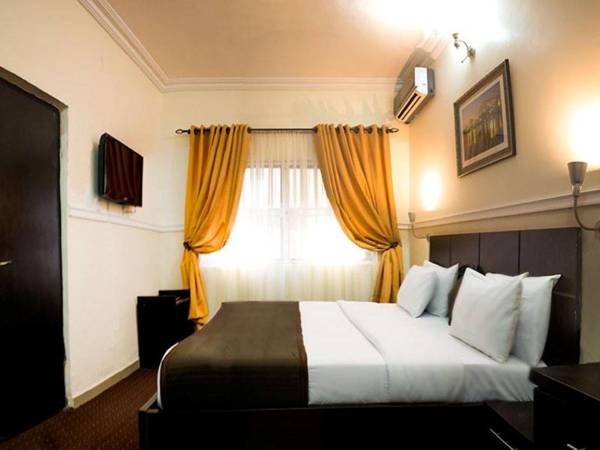 Bjorne Suites