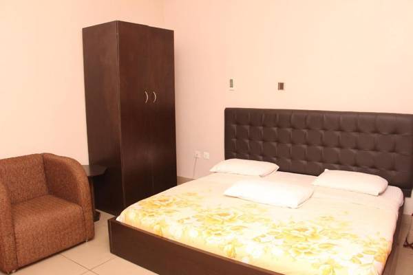 Kriscane Suites Annex