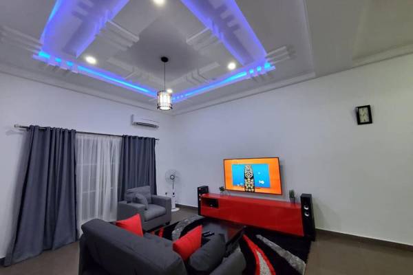 Auxano Service Apartment