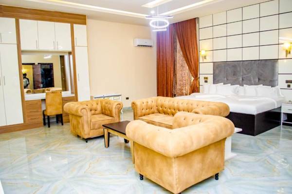 CRISPAN SUITES & EVENT CENTRE