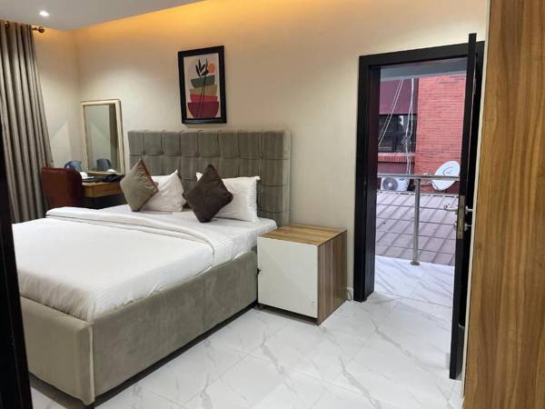 Choice Suites Signature