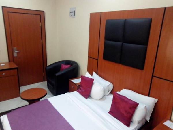 Limoh Suites