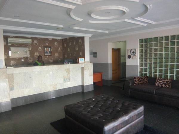 Neocourts Hotel