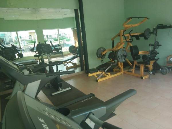 Neocourts Hotel