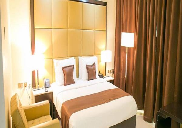 Echelon Heights Hotel