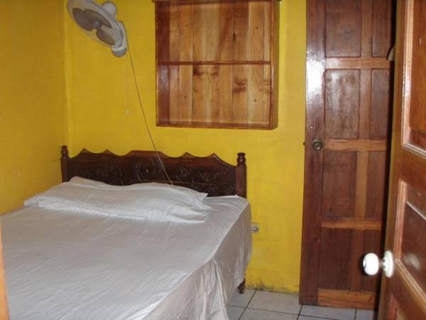 Hostal Brisas y Olas