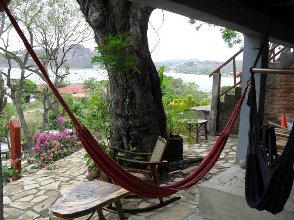 Cabañas Lobotepe 1 bedroom apartment with bay view 3 blocks from beach and center of San Juan