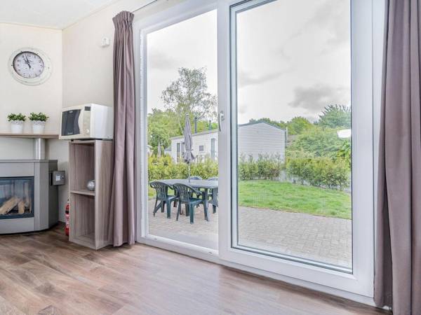 Comfy chalet with fireplace near Baarle-Nassau