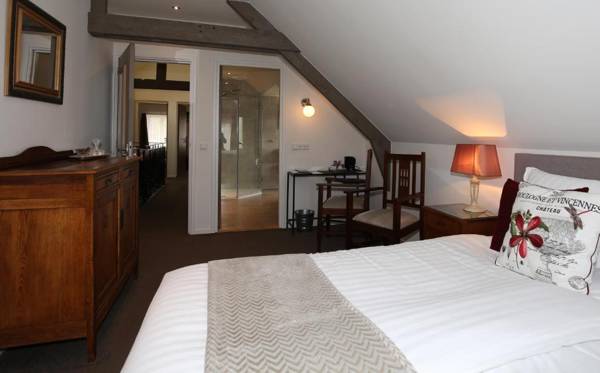 Walnut Lodge Bed & Breakfast