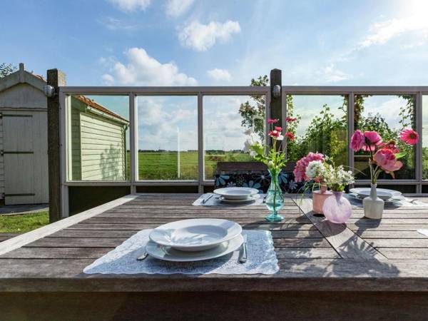 Appealing Holiday Home in Pingjum with Garden