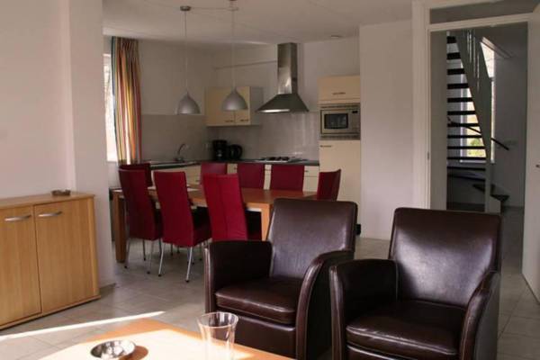 Spacious holiday home with a dishwasher 20 km. from Assen