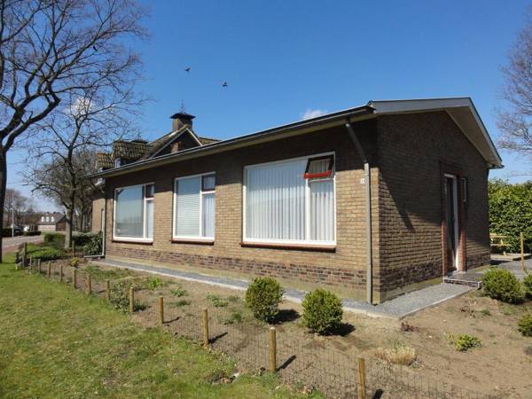 Quaint Holiday Home in Koewacht with Private Garden
