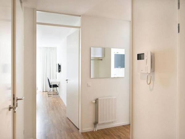 Modern apartment within walking distance of the beach