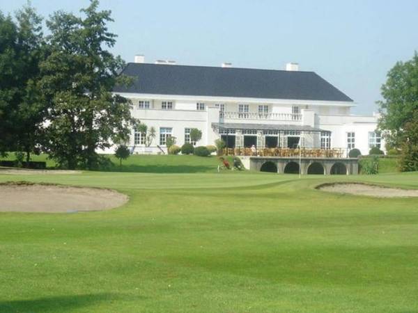 Modern Holiday Home in Sluis with a Garden