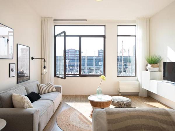 BizStay Harbour I Scheveningen Apartments