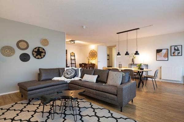 BizStay Harbour III Scheveningen Apartments