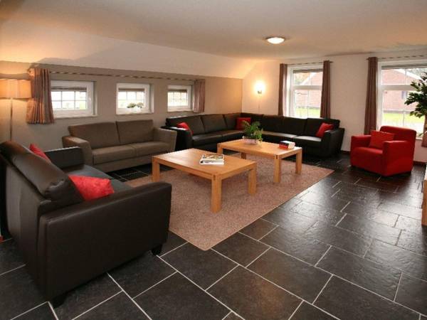 Nice villa with sauna whirlpool & steam shower