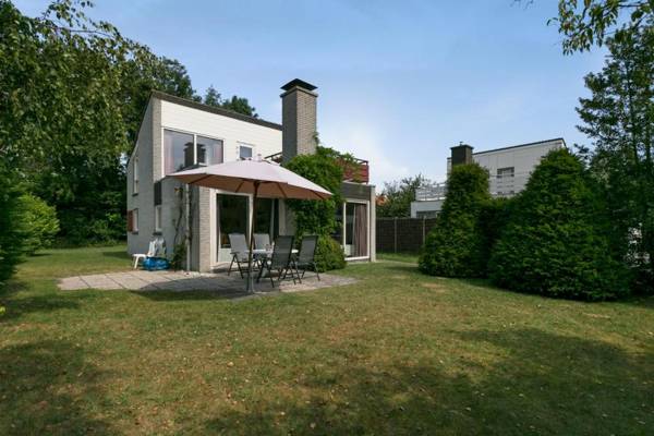 Holiday home Haringvliet 11 - Noordzeepark Ouddorp garden terrace carportnear the beach and dunes - not for companies