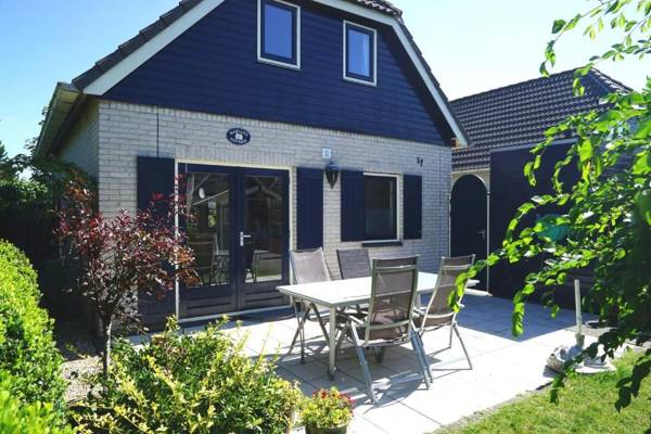 Noordzeepark Zuiderdiep 37 - Ouddorp near the beach - not for companies