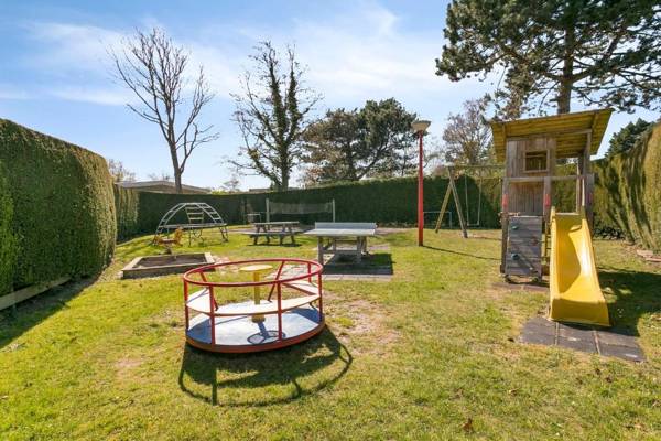 Holiday home Alexanderpark 13 - Ouddorp garden with covered terrace  near the beach - not for companies