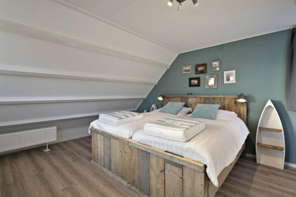 Vlier 8 - Klepperstee Ouddorp - Right behind the dunes - not for companies