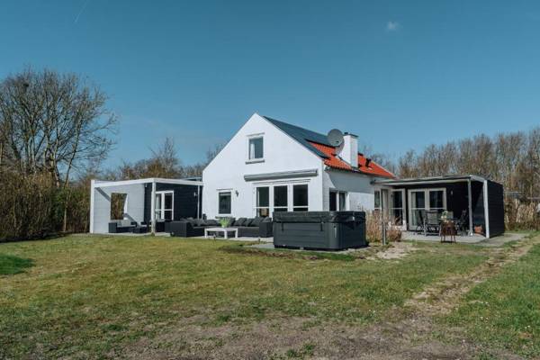 Poldersbos 3 - Ouddorp with jacuzzi and sauna - for the use of the sauna and jacuzzi additional costs are applicable - Not for companies