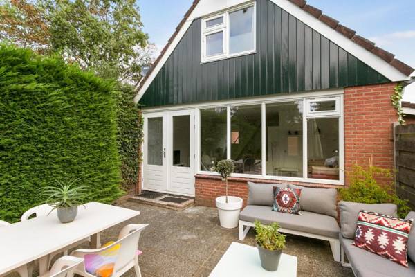 Jonkerstee 226 De Zee-egel Ouddorp - not for companies