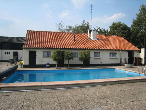 Cozy Holiday Home in Oisterwijk with Swimming Pool