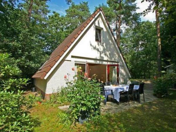 Cosy Holiday Home in Nunspeet near the Forest